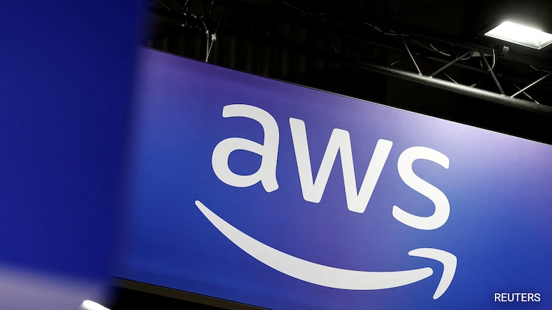 Amazon Cloud Outage: Leading Provider of Cloud Infrastructure and Platform Services Faces Global Outage 1 Amazon Cloud Outage: Leading Provider of Cloud Infrastructure and Platform Services Faces Global Outage