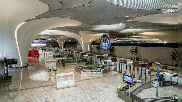 Akasa Air to Launch First Commercial Flights From Navi Mumbai International Airport on December 25, 2025 1 Akasa Air to Launch First Commercial Flights From Navi Mumbai International Airport on December 25, 2025